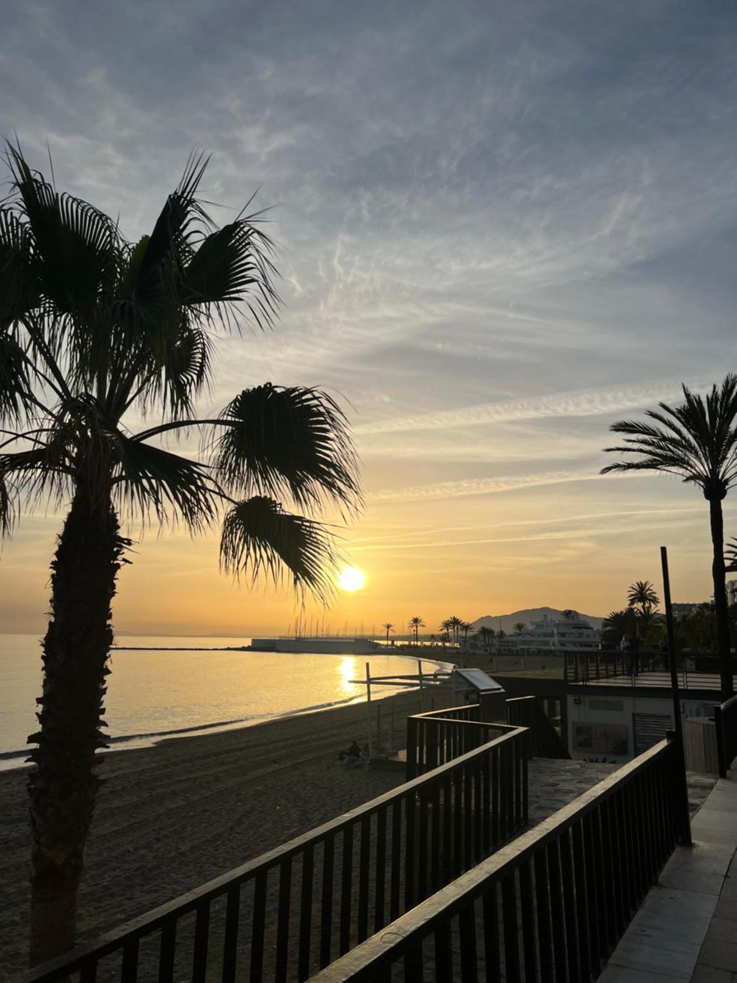 Escuela Village Marbella Kültér fotó