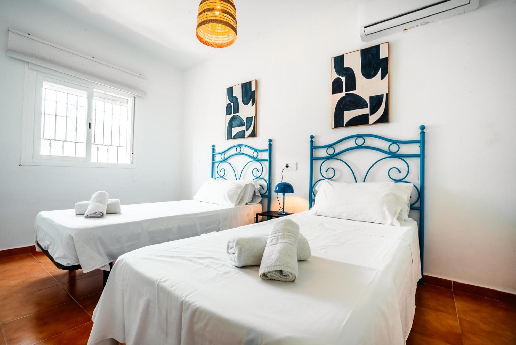 Escuela Village Marbella Kültér fotó